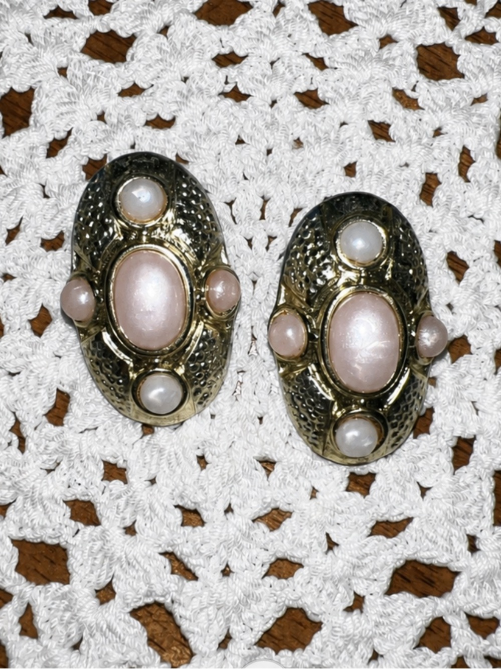 Elegant Pink Pearl Cabochon Gold-Tone Clip Earrings